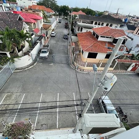 Hermoso Apartamento #13 Piso 3 Machala Exterior photo